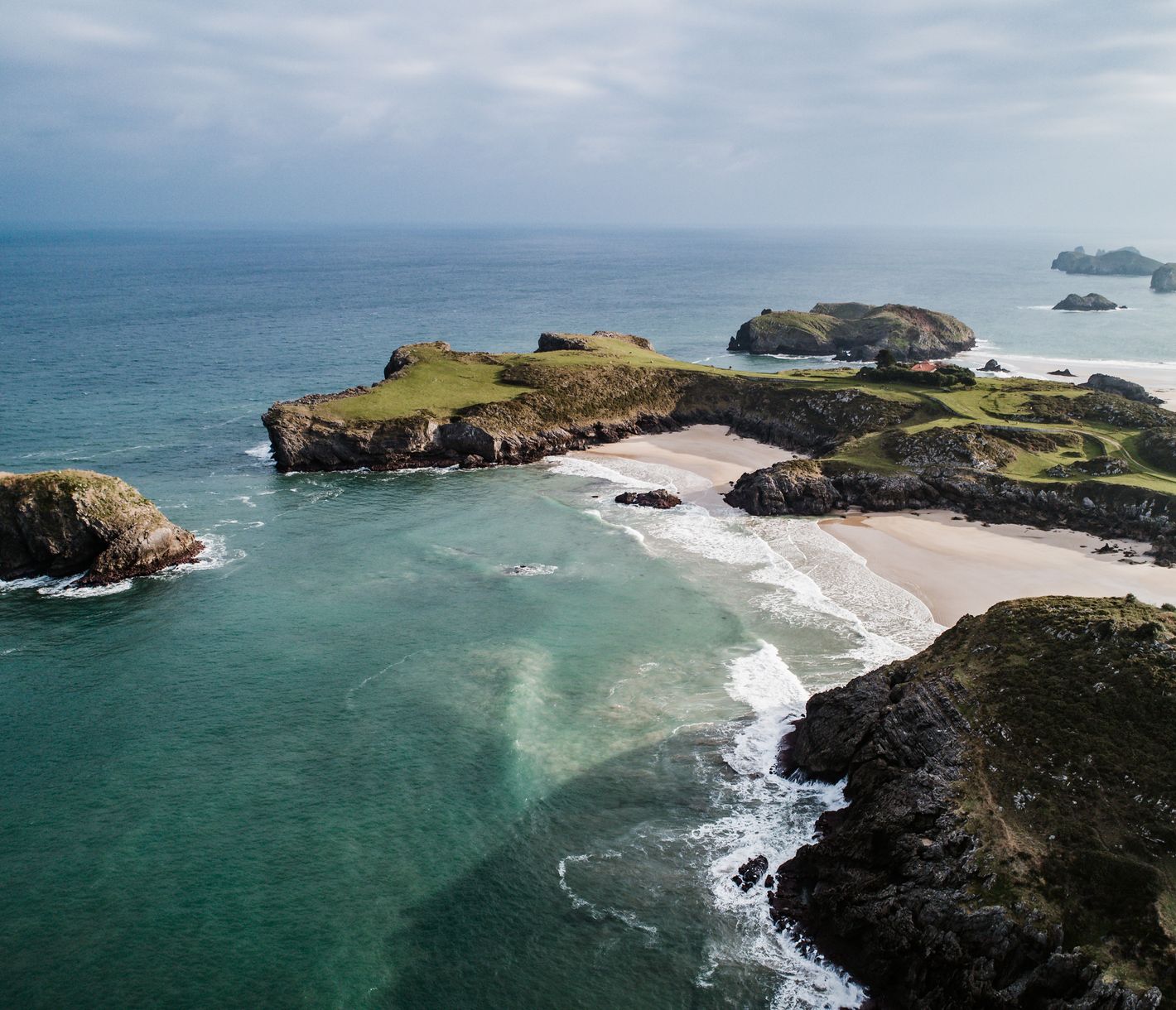 Atemberaubende Kulisse am Strand von Barro, nahe der asturischen Stadt Llanes.
