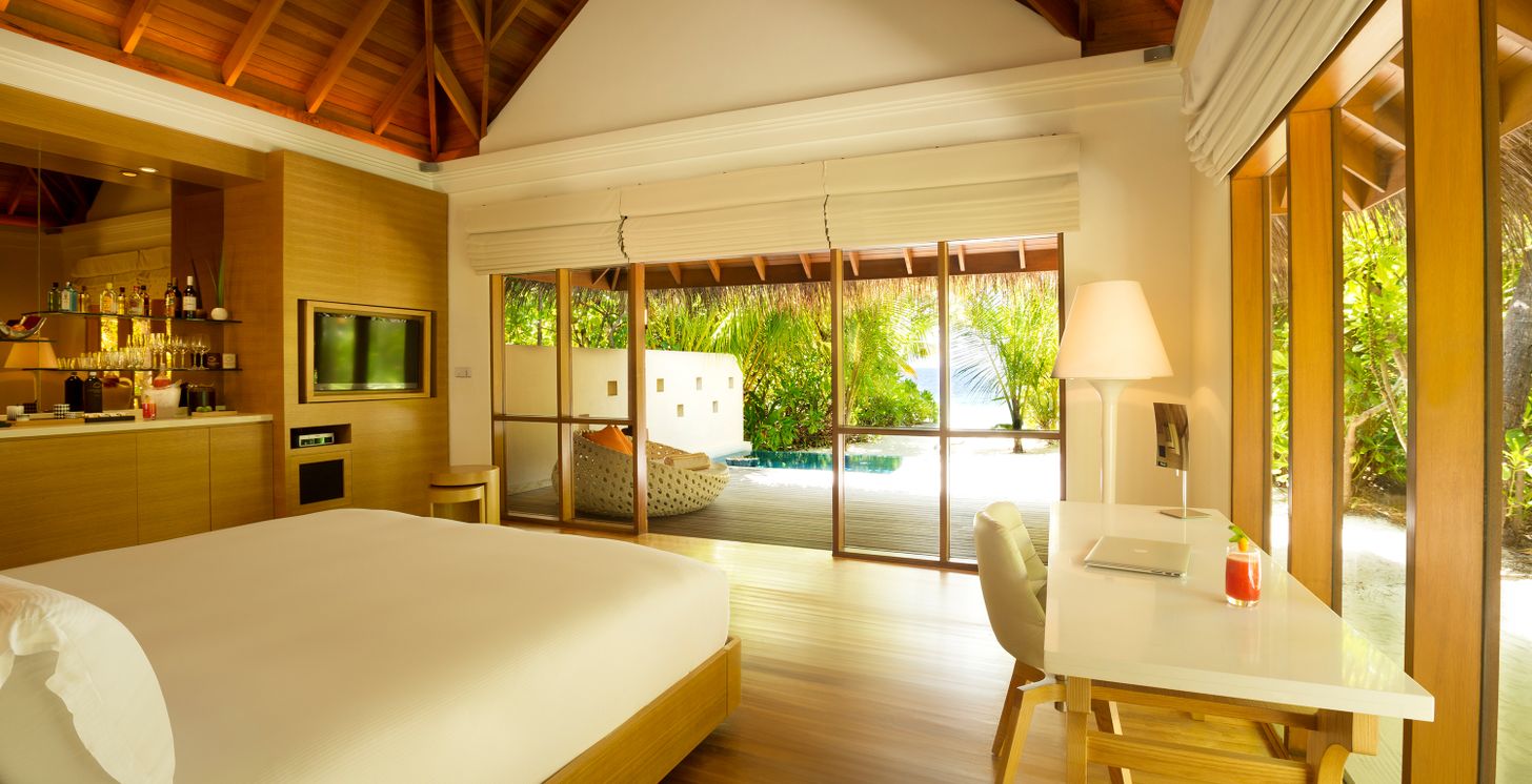 Deluxe Beach Bungalow