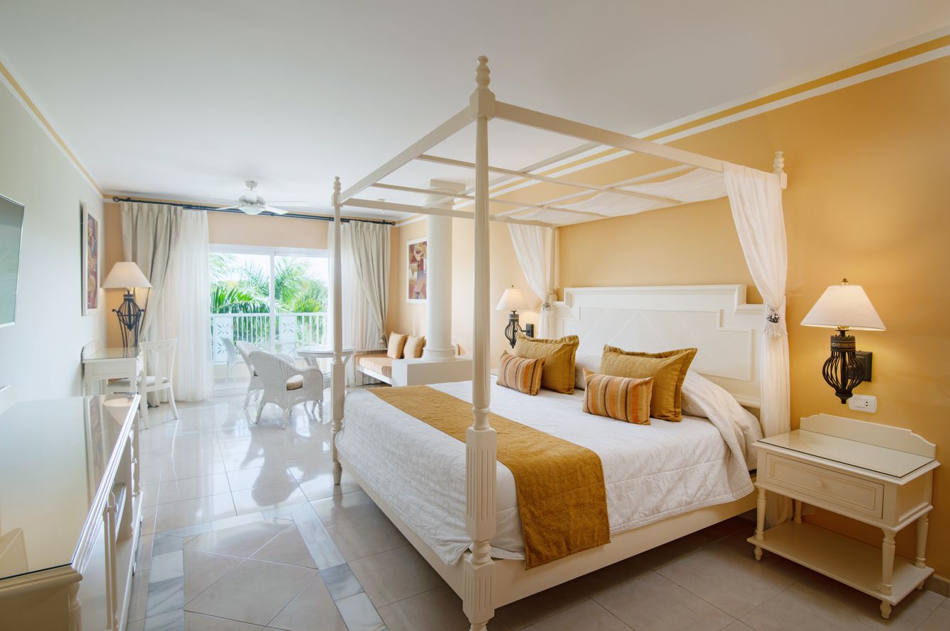 Junior Suite Deluxe Ocean Front