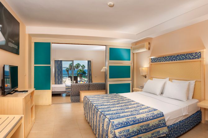 Chambre familiale vue mer