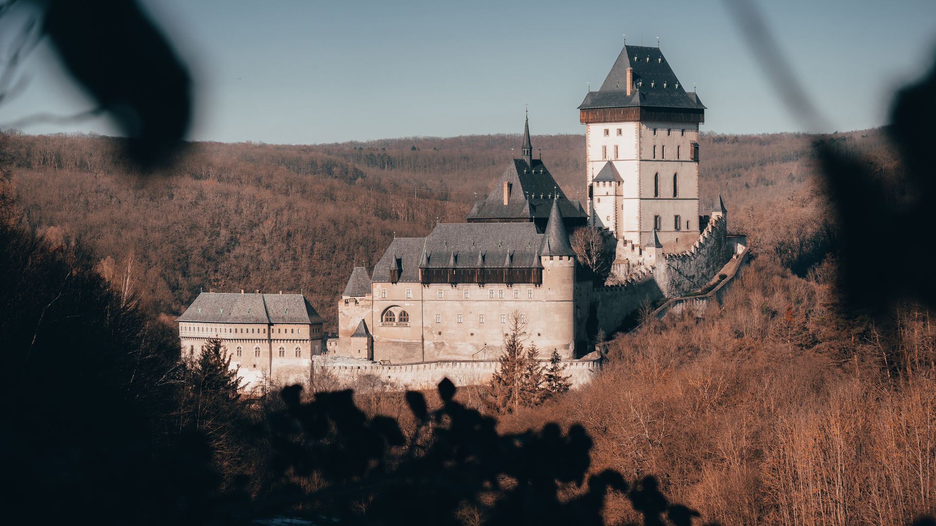 Karlstejn-Schloss, eine imposante gotische Festung