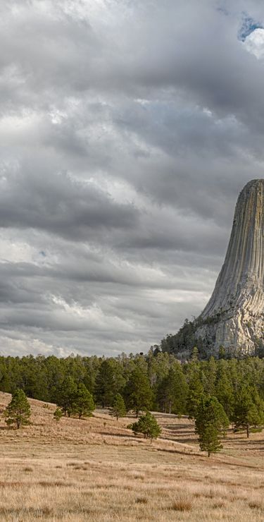 Das Devils Tower National Monument ist ein einzigartiges und beeindruckendes geologisches Wunder.