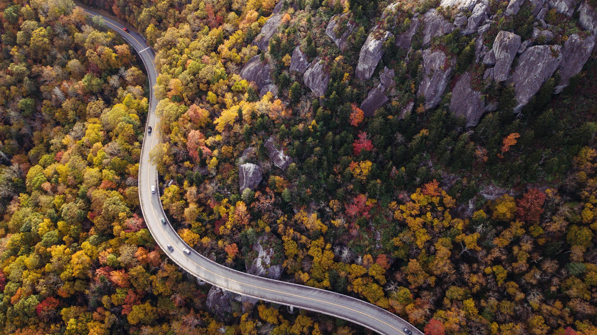 Der Shenandoah National Park, was für eine Farbenpracht im Herbst