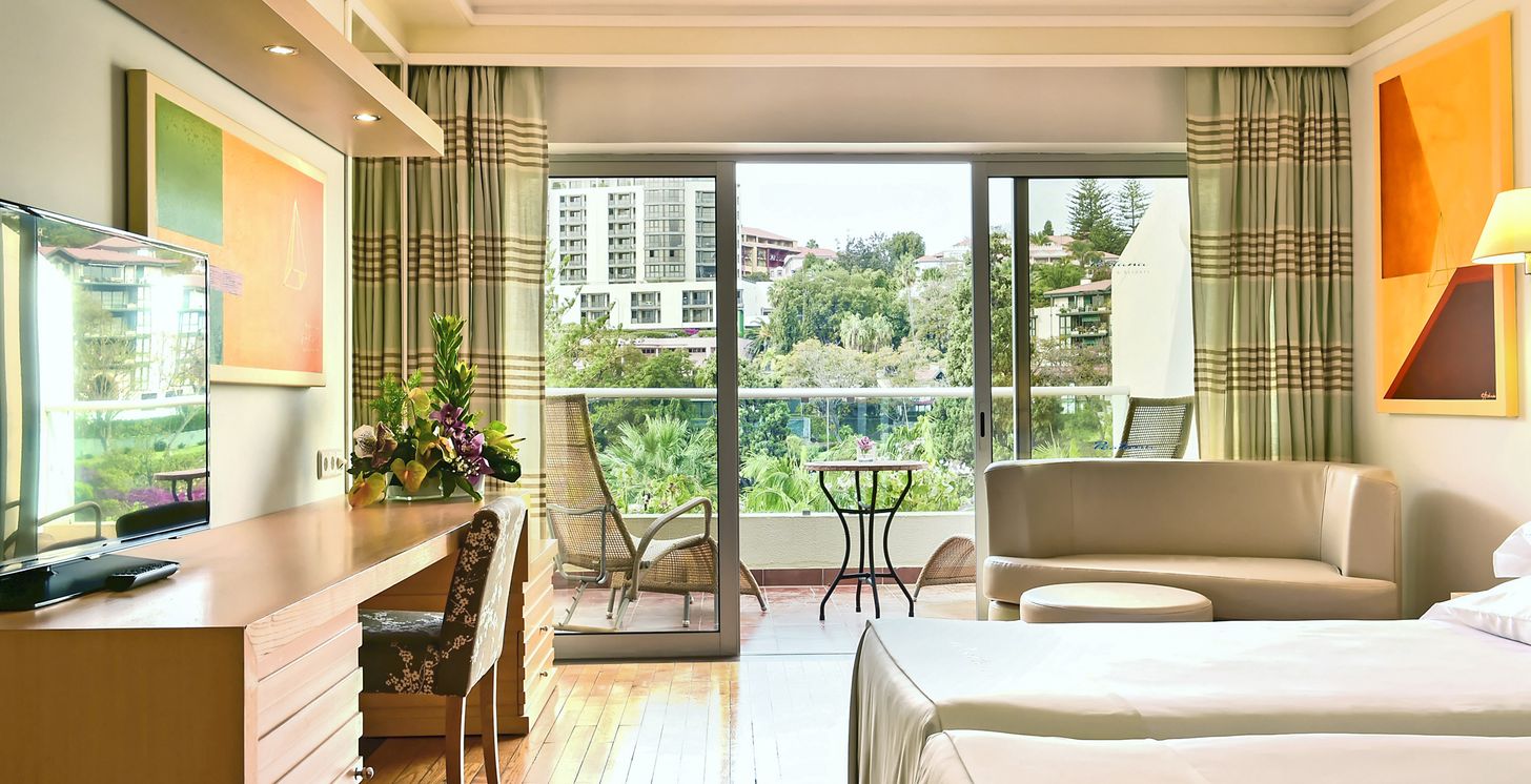Doppelzimmer Classic Poolsicht