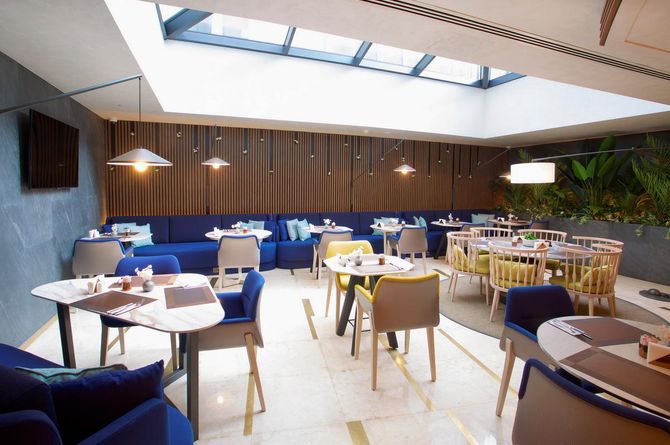 Salle de petit-déjeuner