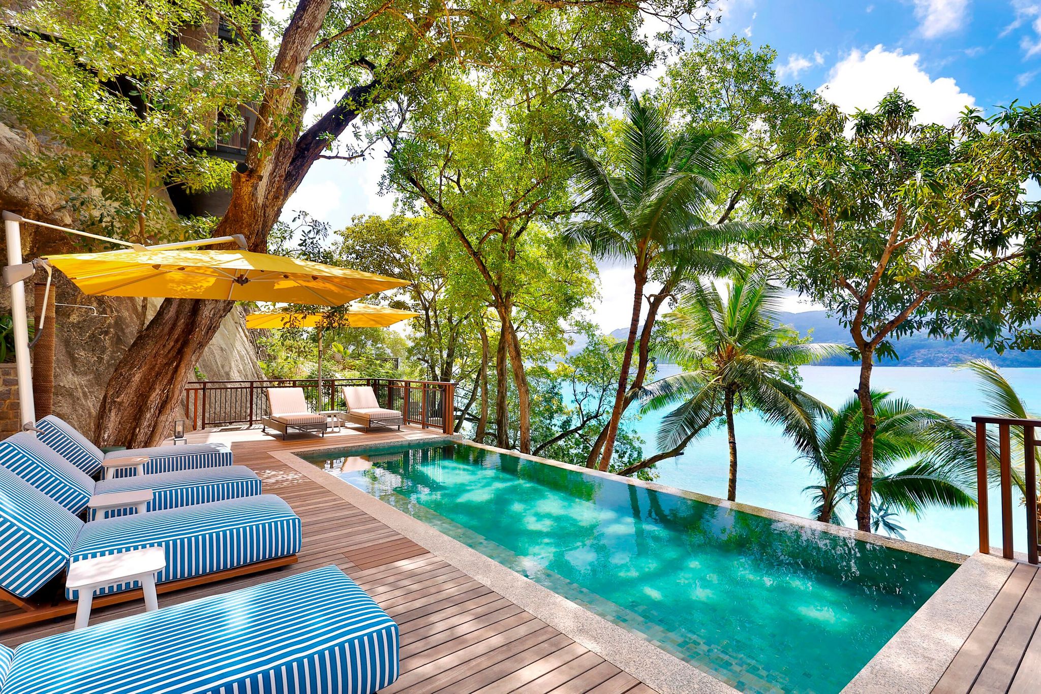 Cliff-House-Pool