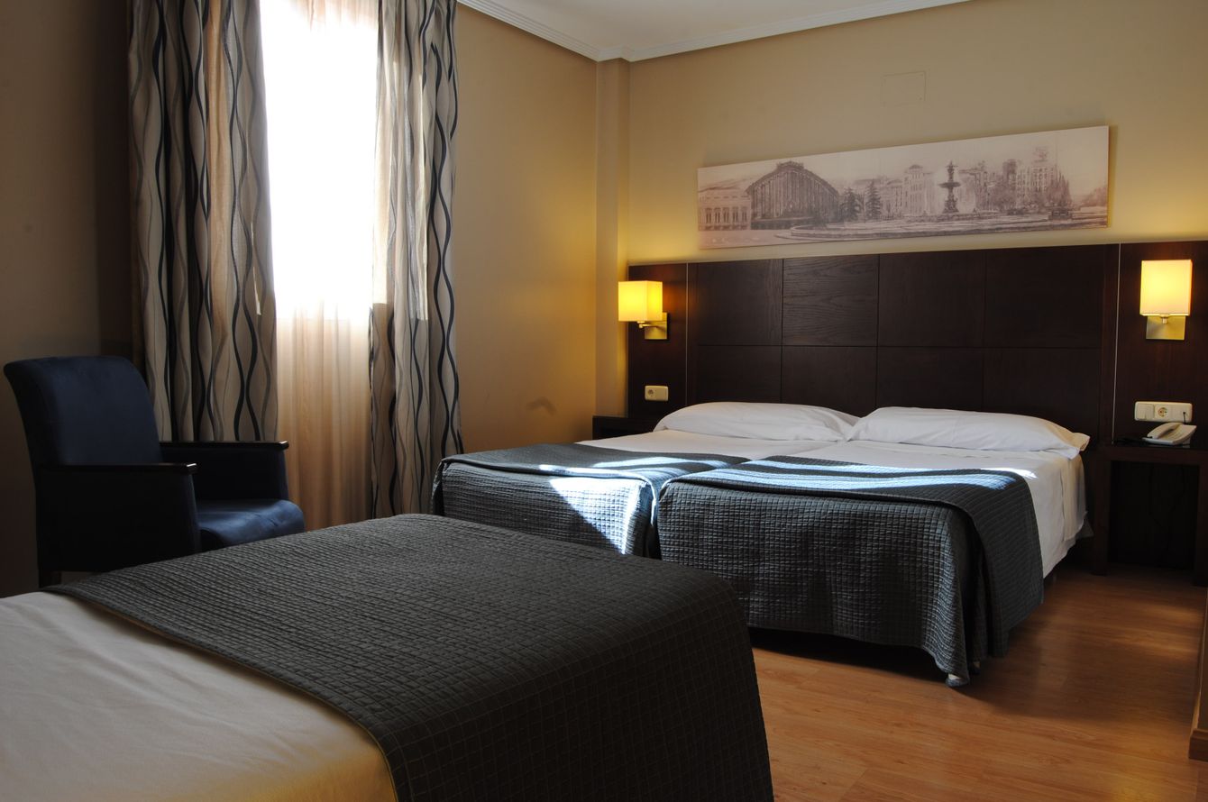 Dreibettzimmer