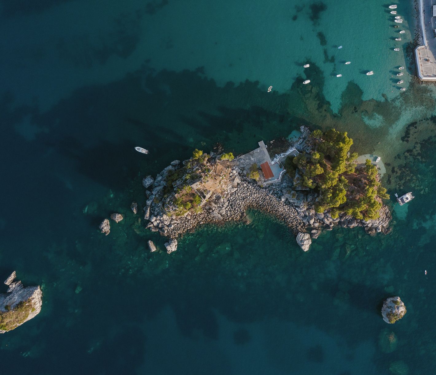 Kleine Insel Panagia vor der Stadt Parga