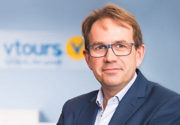 Picture of Achim Schneider (ZIP/JPG)