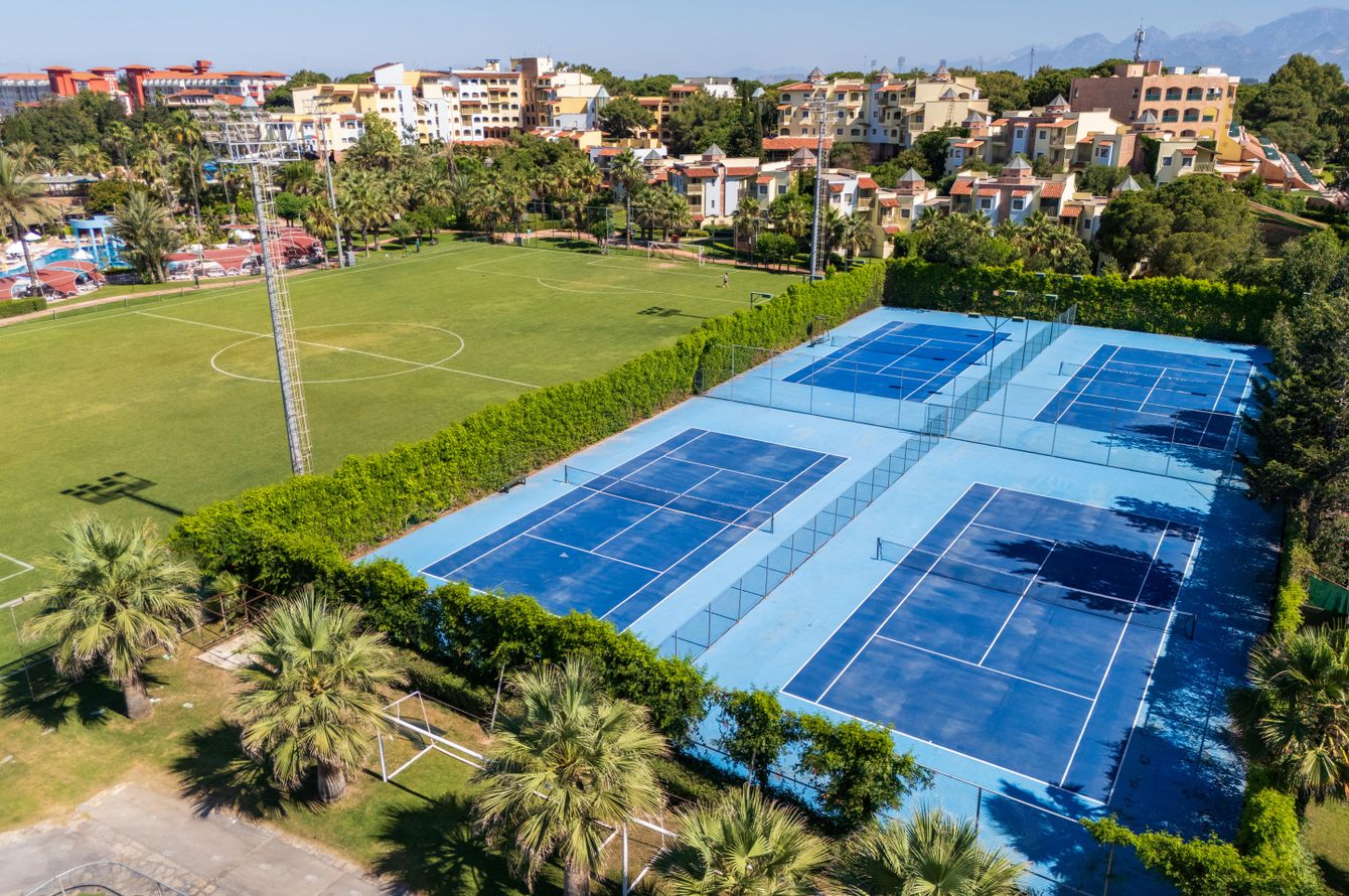 Tennis