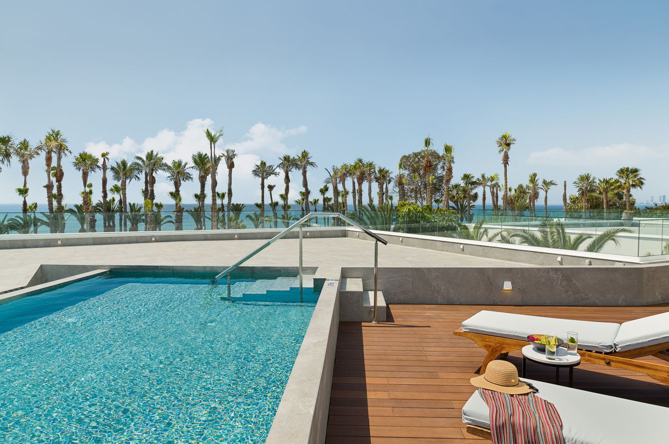 Swim-up Junior Suite Meersicht