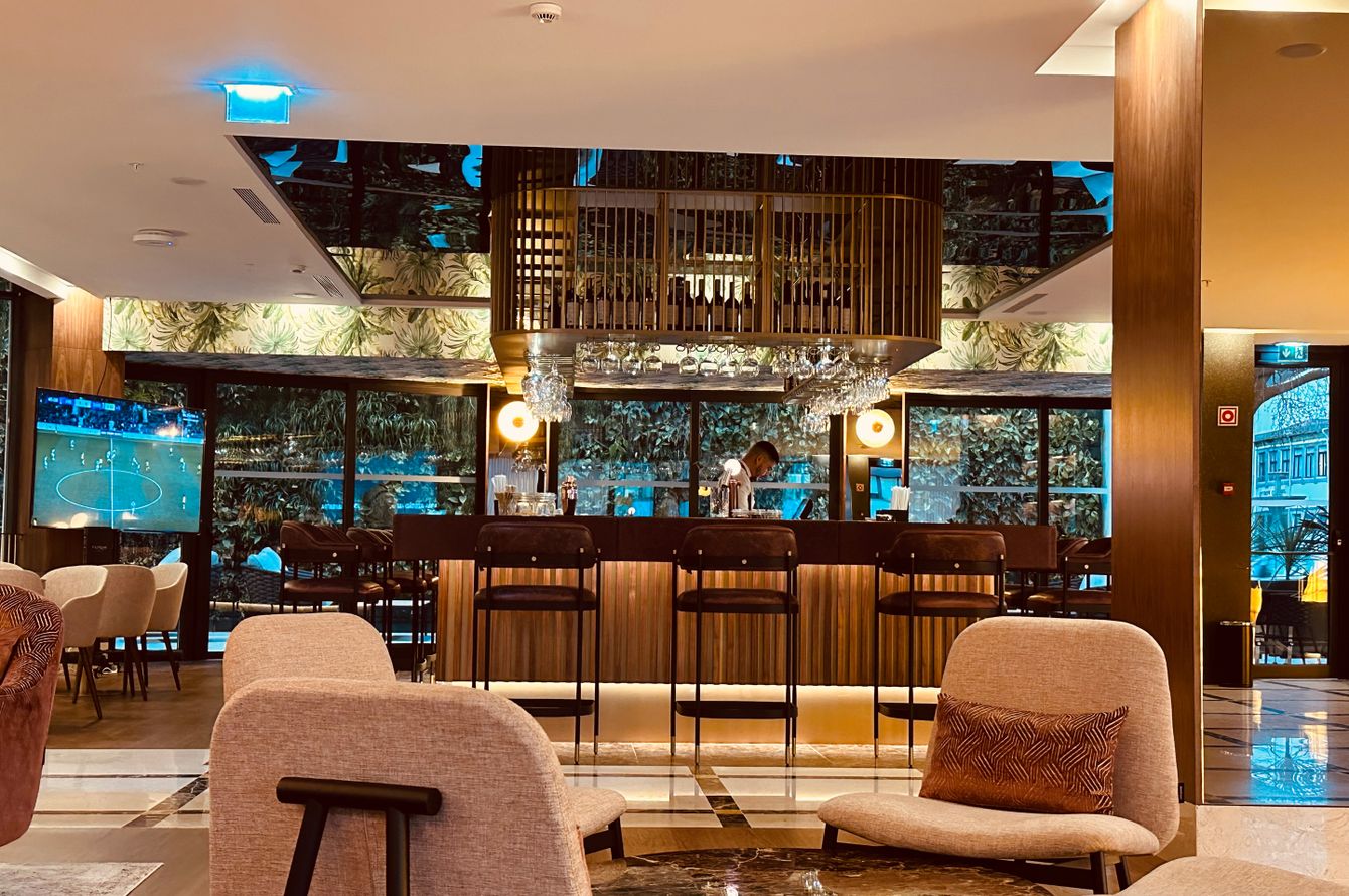 Bar