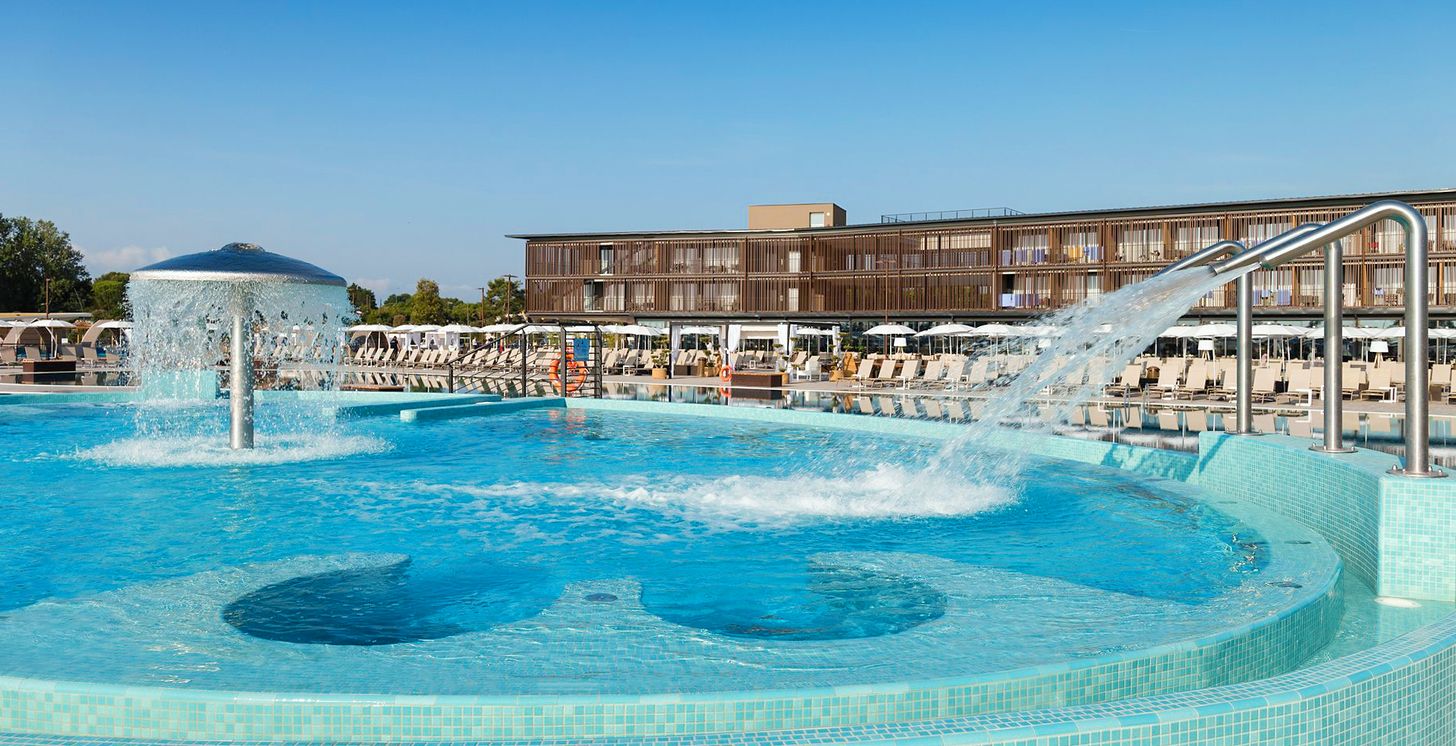 Piscine extérieure