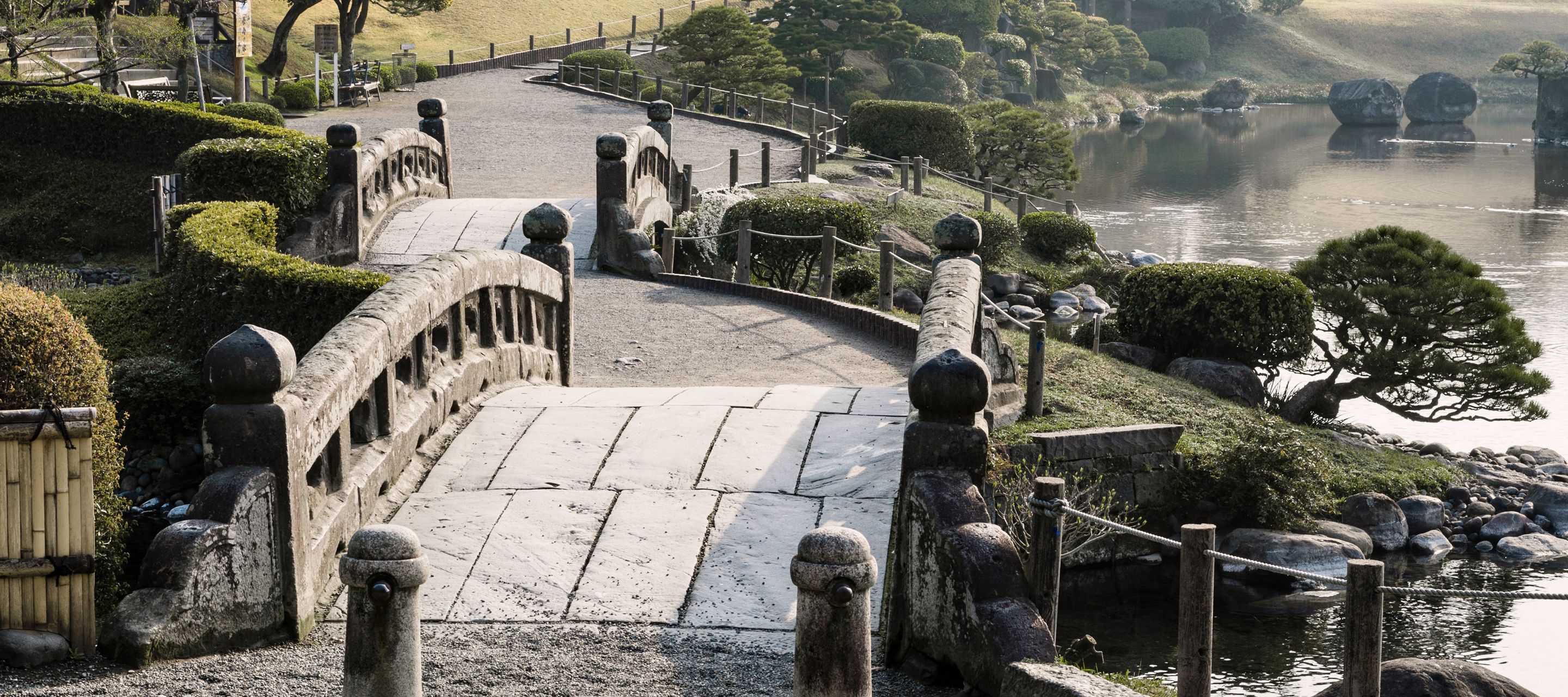 Entspannung und Idylle in Kumamotos Suizenji-Garten