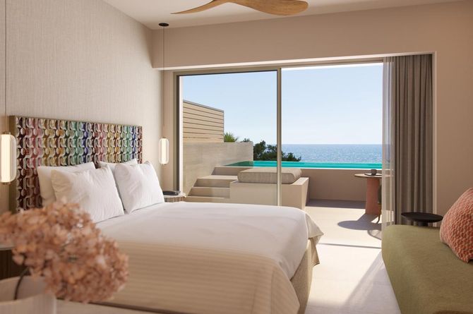 Doppelzimmer Deluxe mit privatem Pool