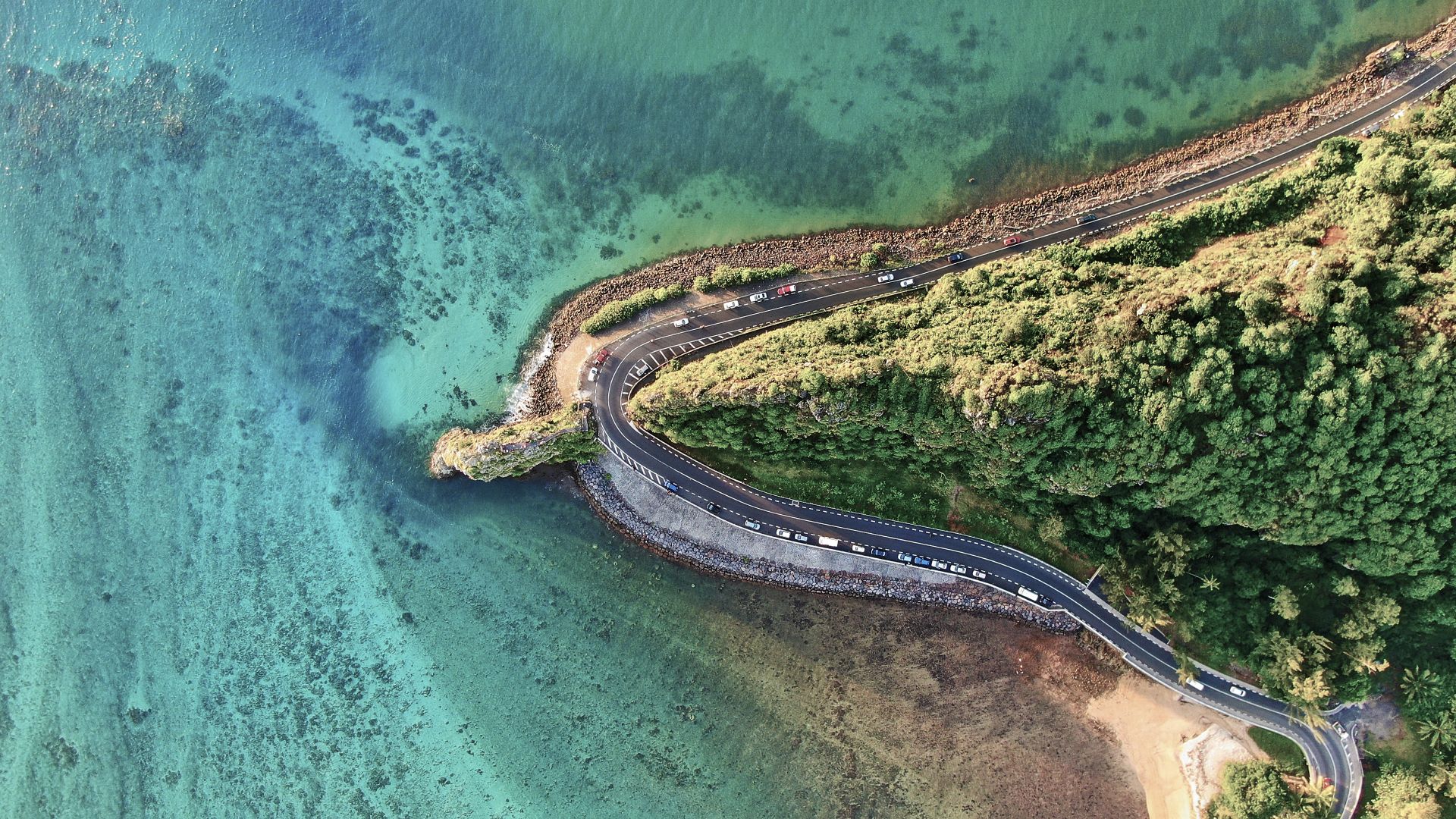 Virage en épingle à cheveux près de Maconde