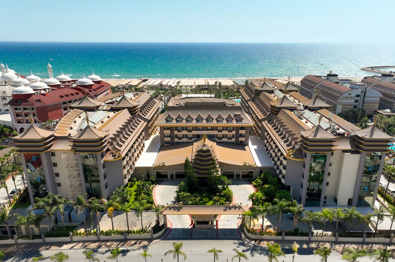 Royal Dragon Hotel