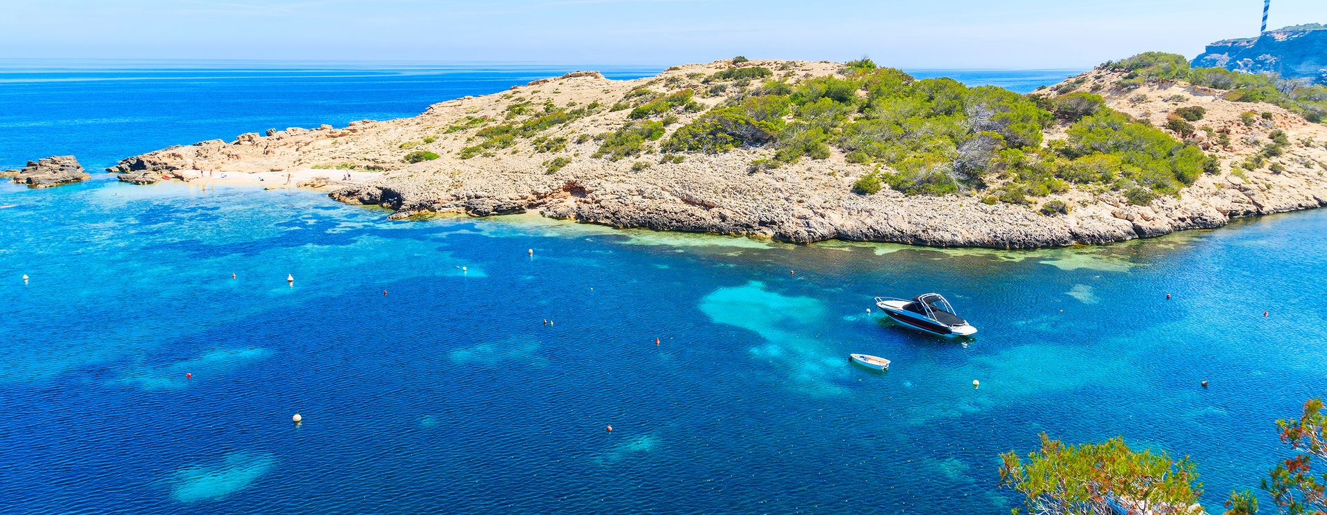 Blick auf die Bucht Cala Portinatx