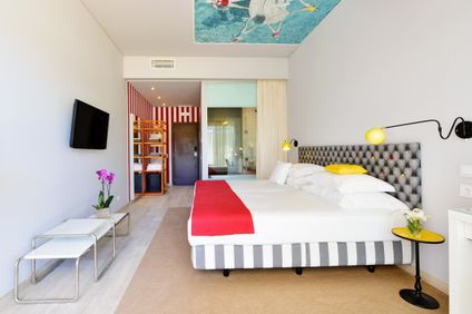 Doppelzimmer Deluxe Poolsicht