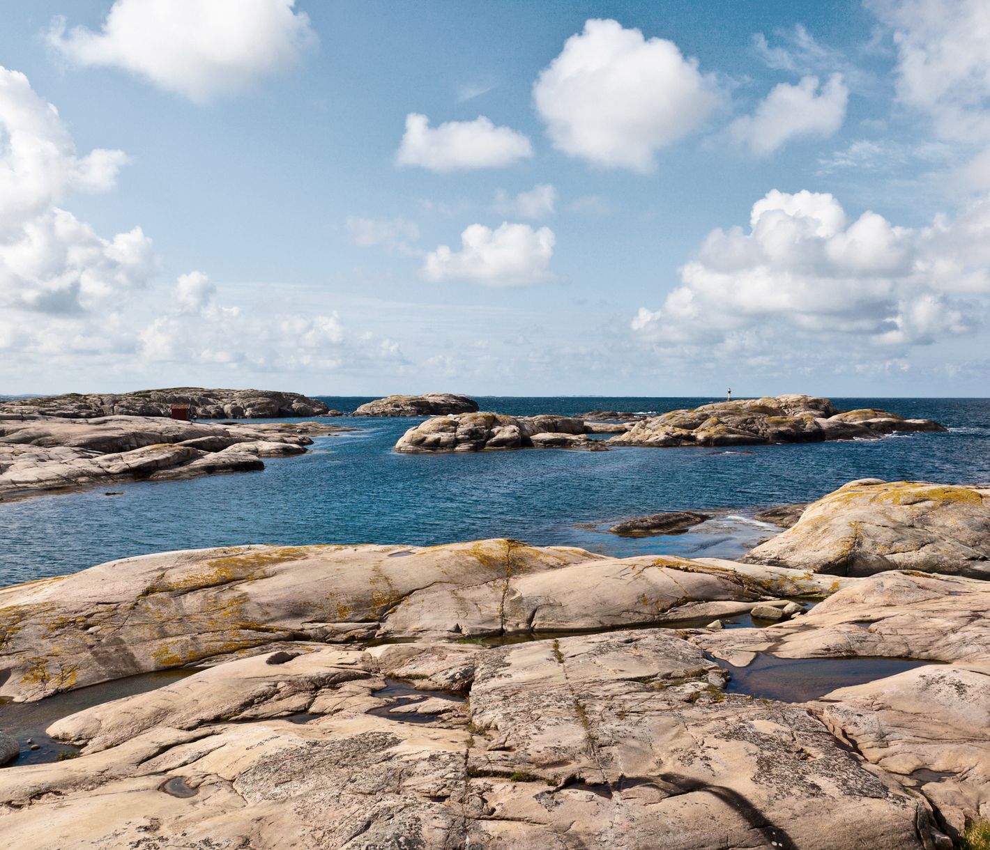 Felsige Küstenabschnitte