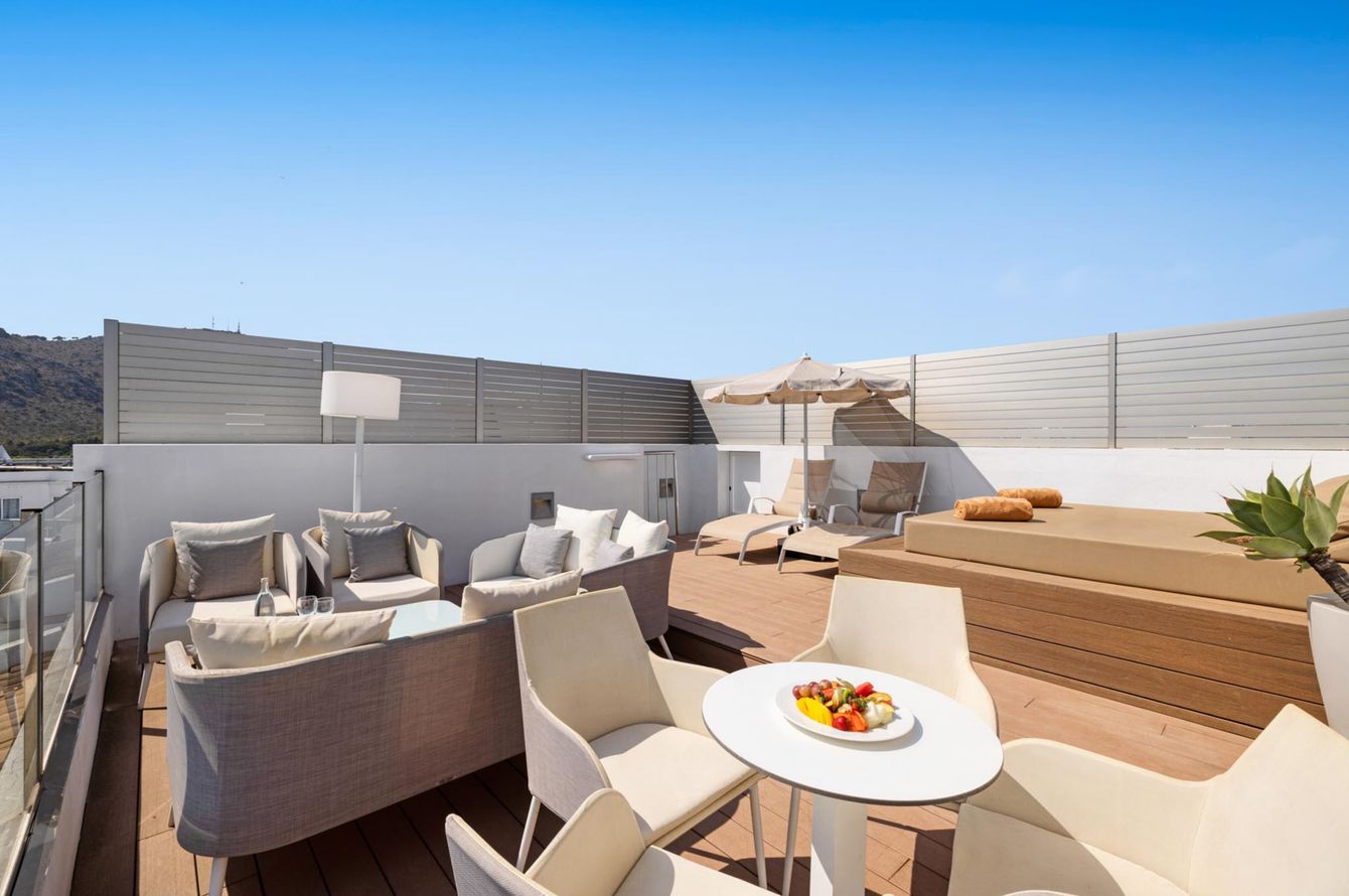 Royal Terrace Selection Club
