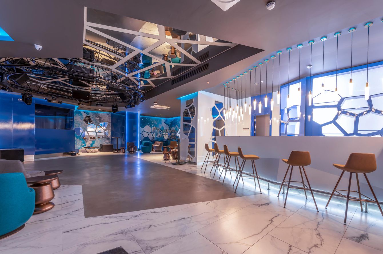 Bar