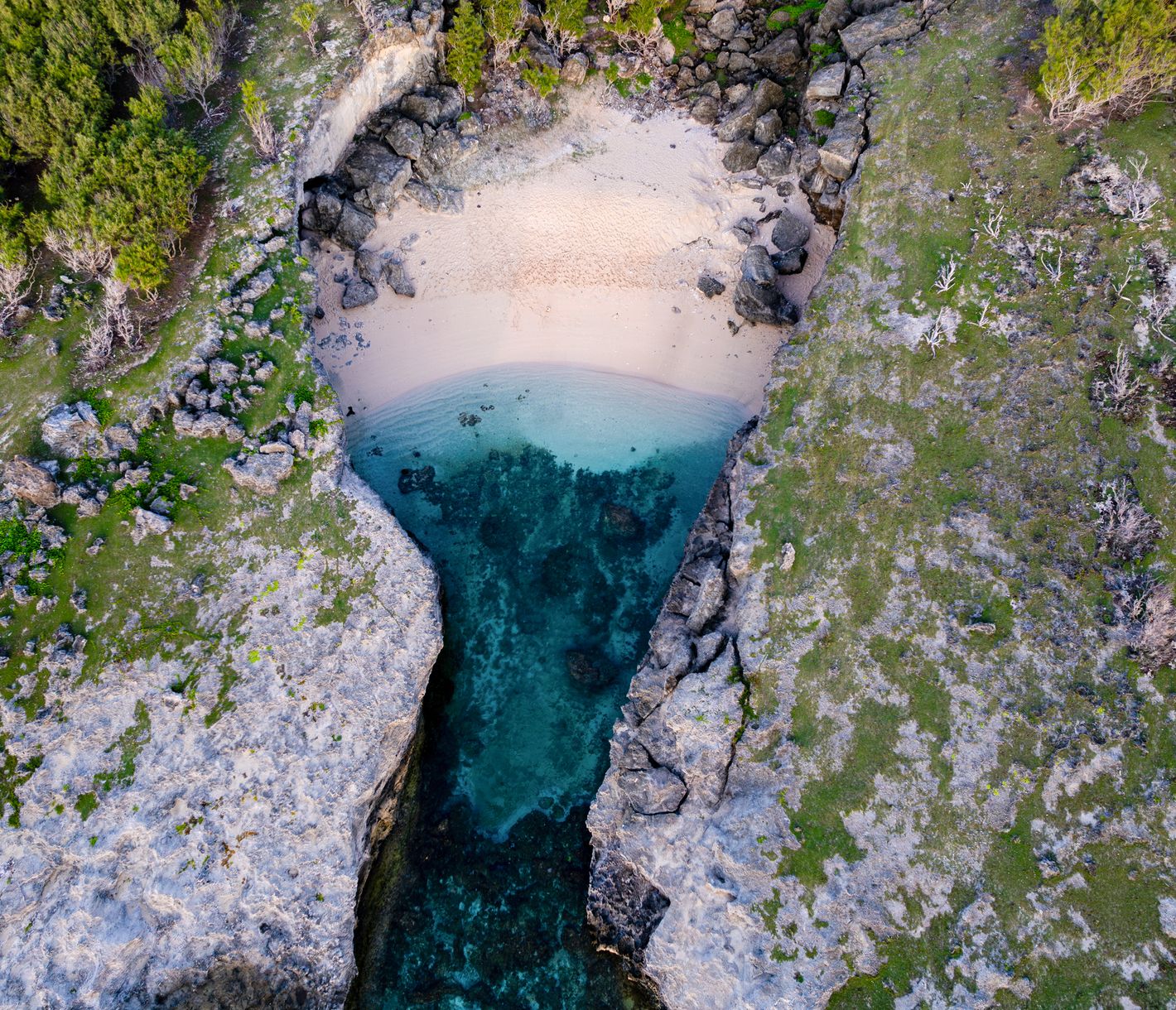 Postkartenmotiv: Die Anse Bouteille auf Rodrigues Island aus der Vogelperspektive.