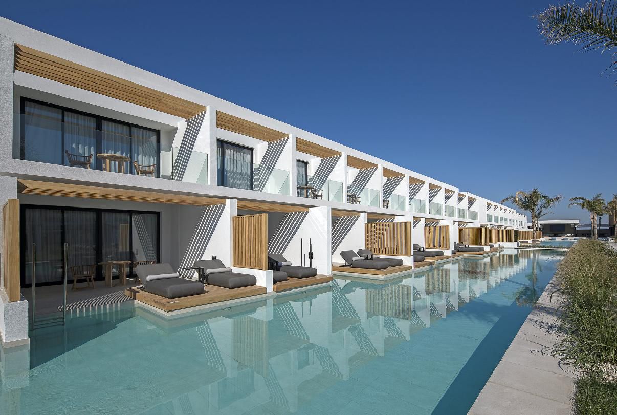 Hotel D'Andrea Lagoon All Suites