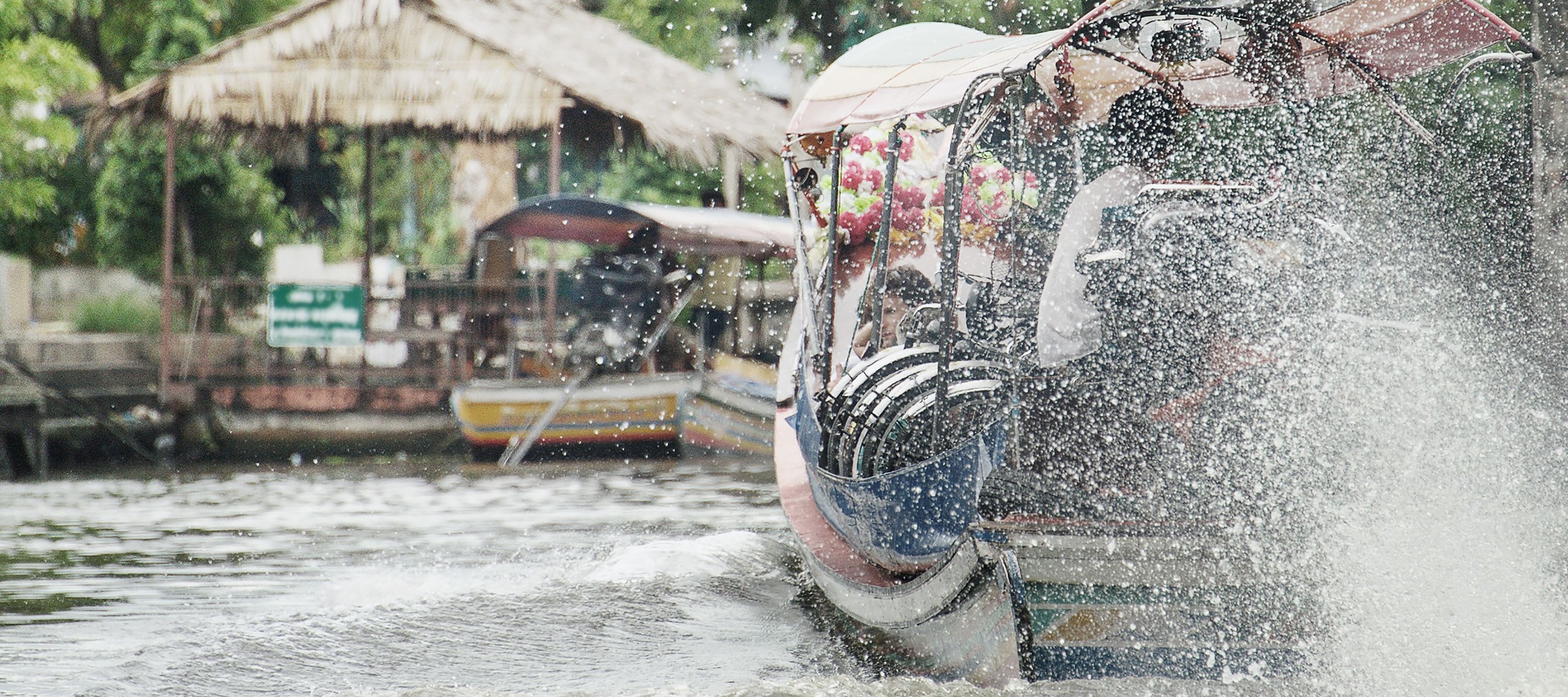 Bangkok mit seinen vielen Kanälen wird auch Venedig des Ostens genannt.