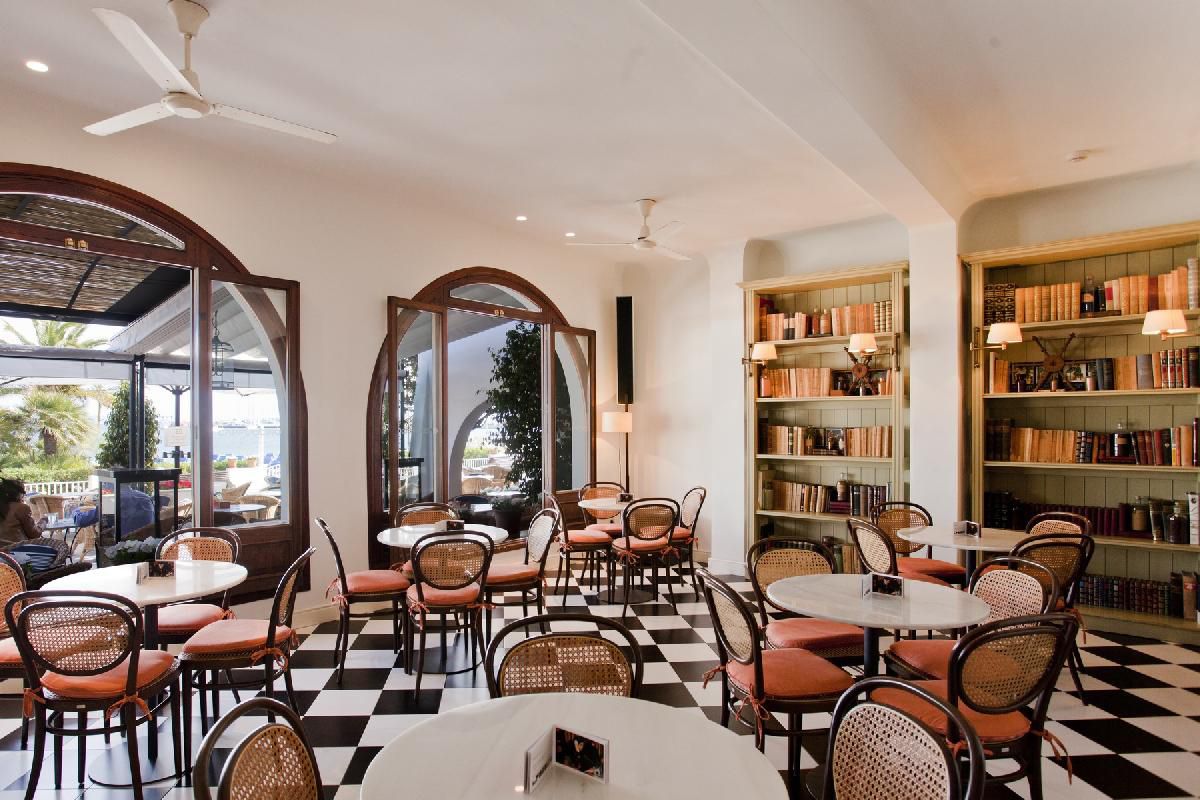 Restaurant intérieur