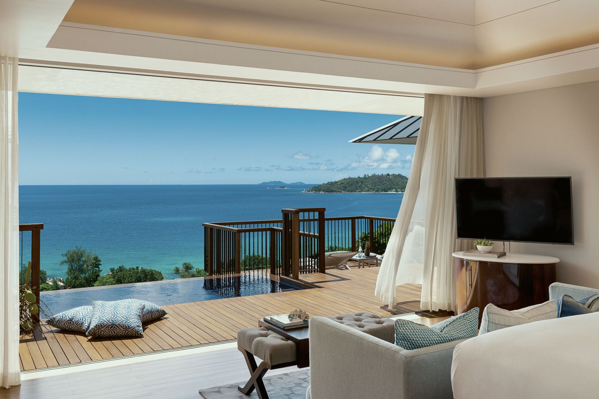 Panoramic Pool Villa