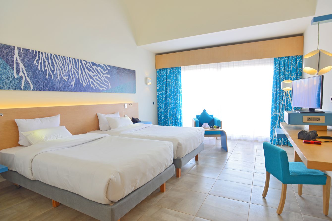 Doppelzimmer Poolseite