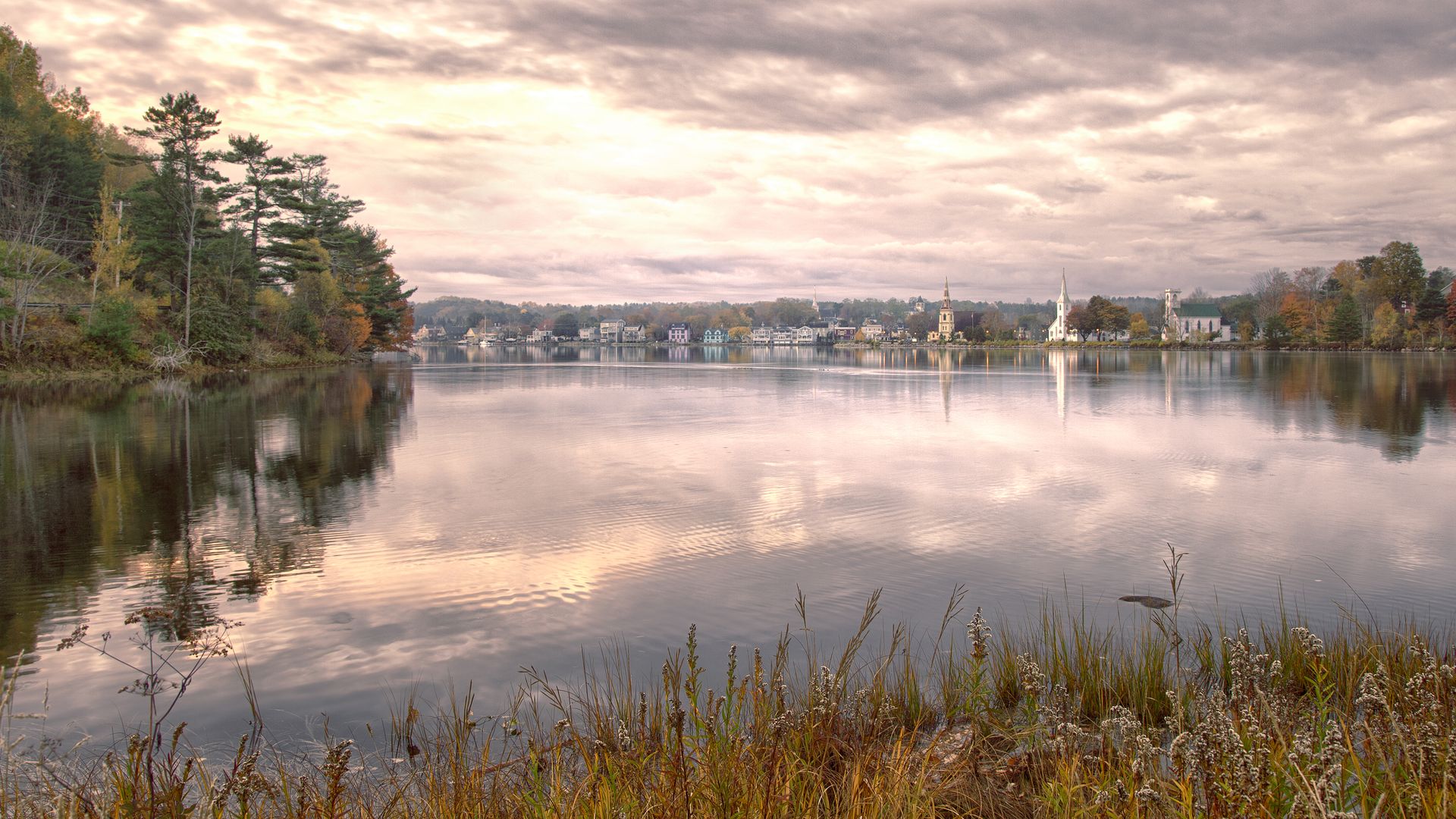 Die Kirchen von Mahone Bay