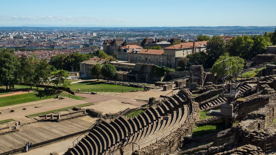Vue sur les ruines du théâtre de l'antique Lugdunum.