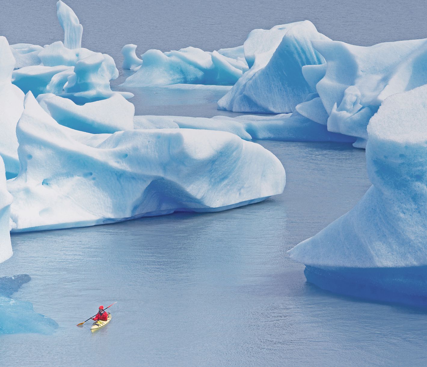 Durch Eisberge paddeln