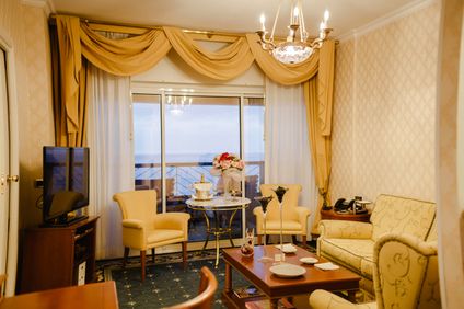 King Tower Executive Suite