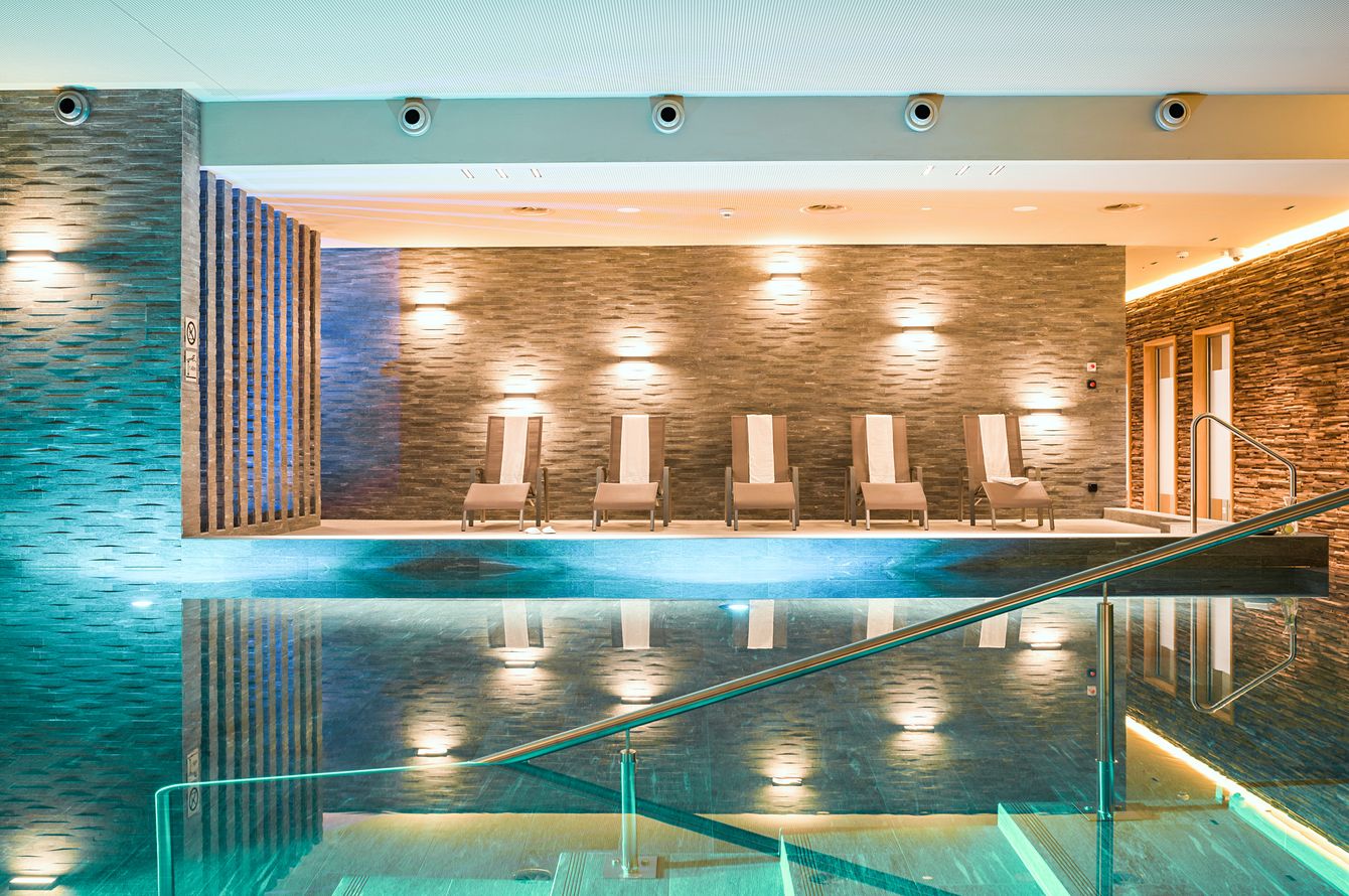 Piscine intérieure