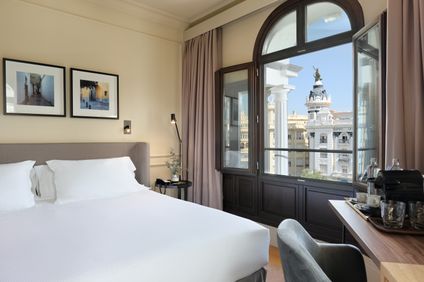 Doppelzimmer Strassensicht