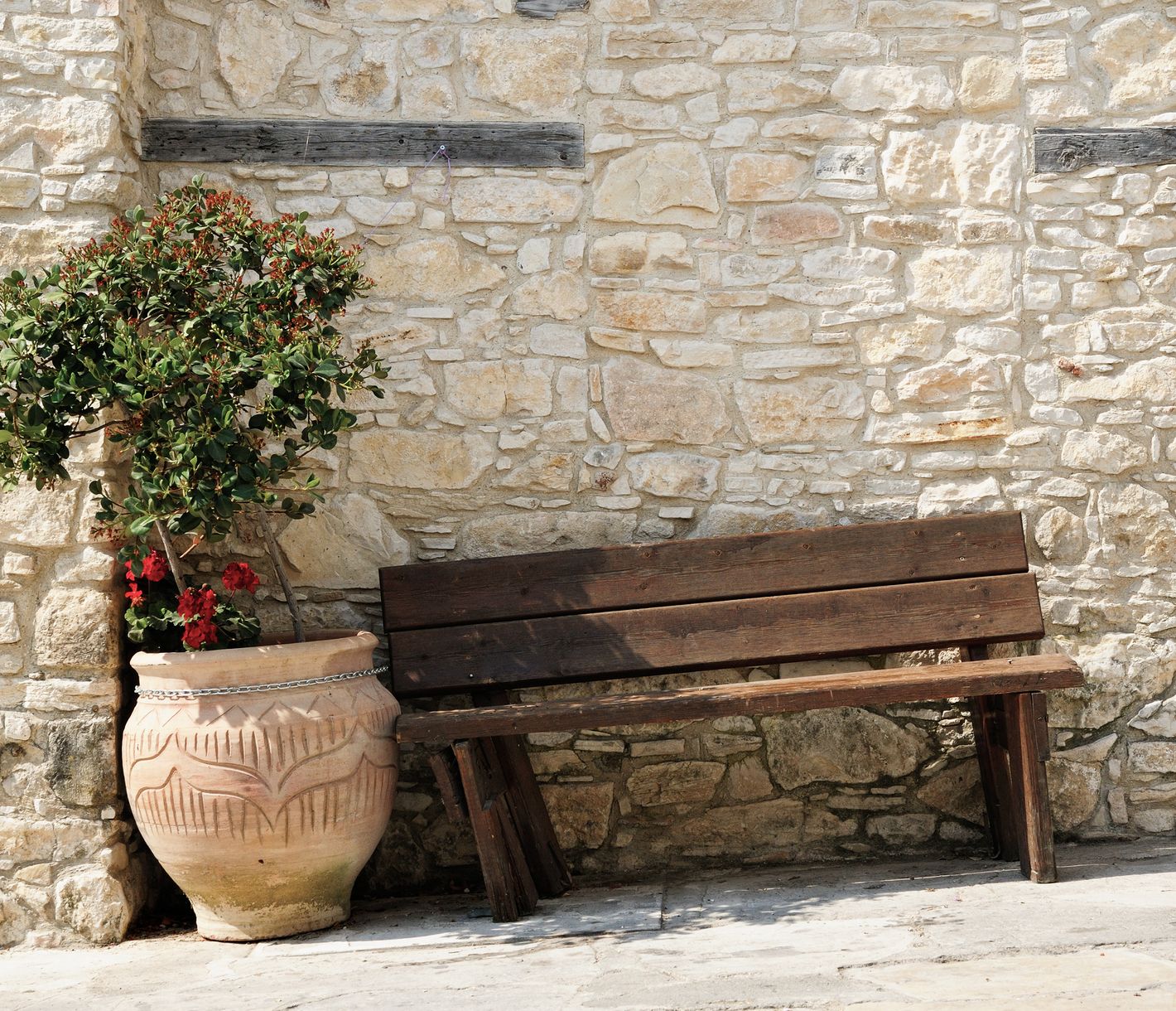 Banc en bois à Omodos