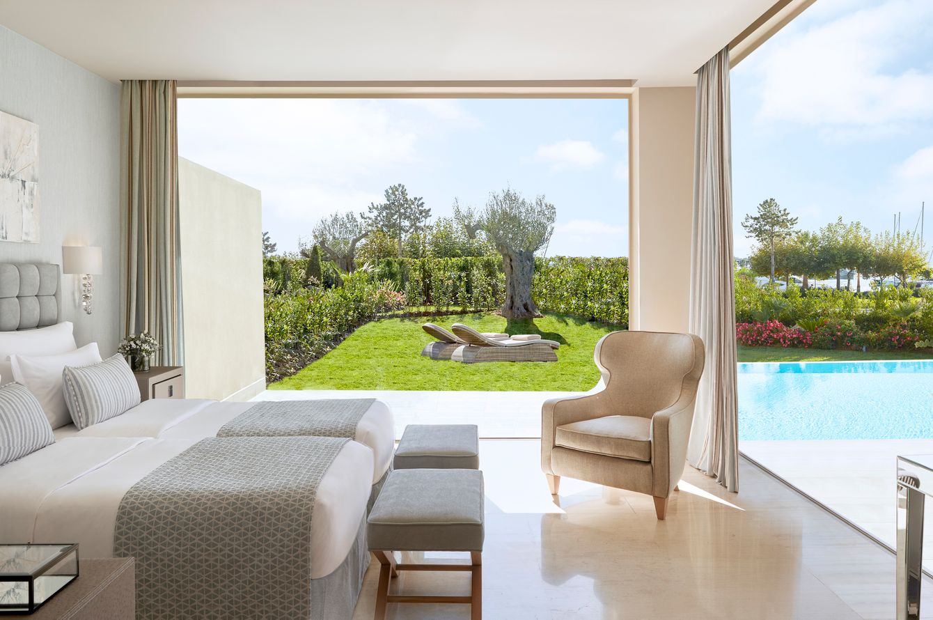 Drei-Schlafzimmer-Familiensuite mit Privatpool