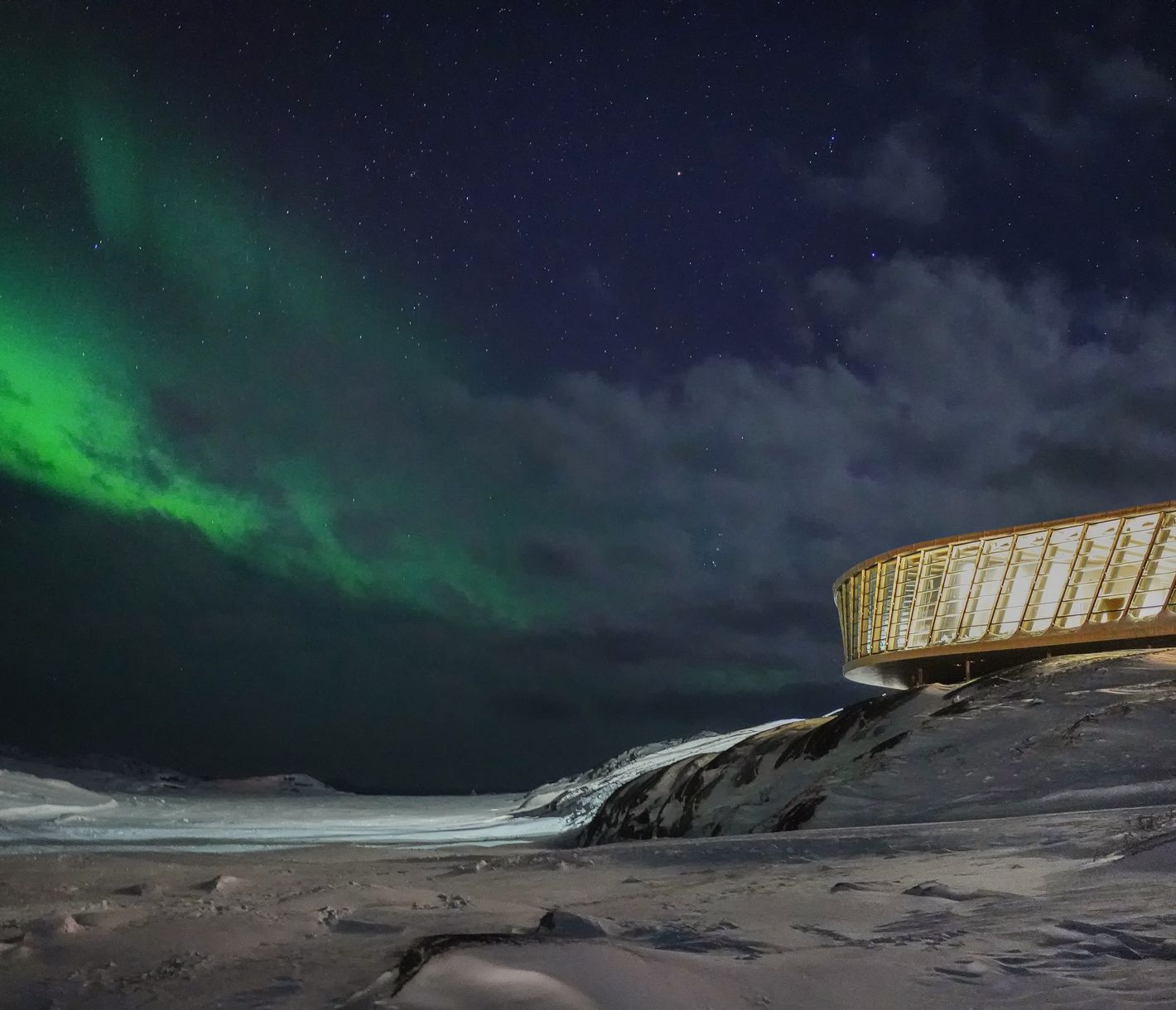 Ilulissat Icefjord Center unter dem Nordlicht
