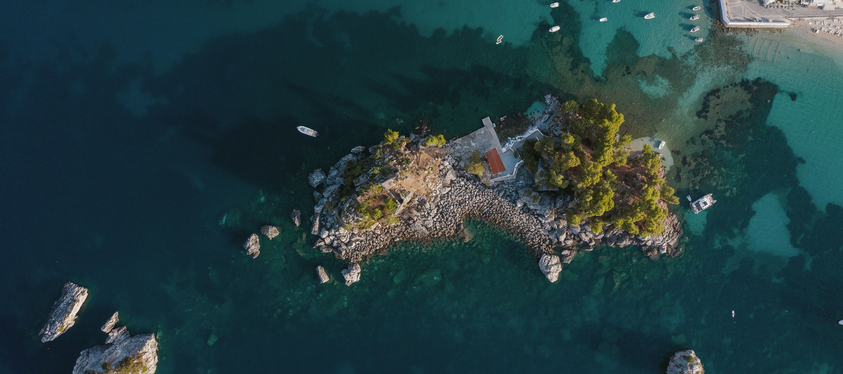 Kleine Insel Panagia vor der Stadt Parga
