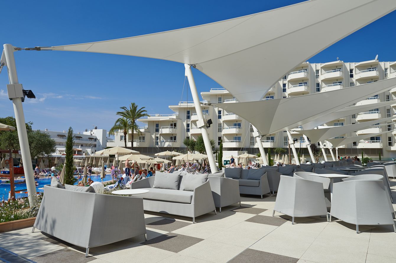 Poolbar