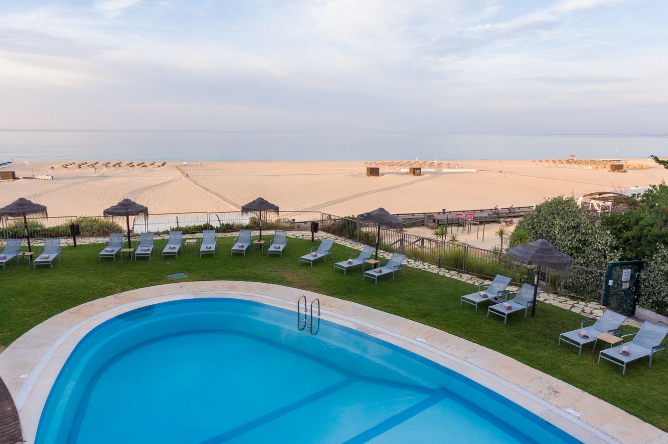 AP Oriental Beach