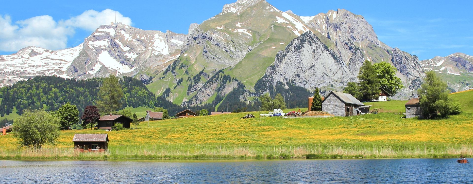 Blick auf den Schwendisee und den Säntis