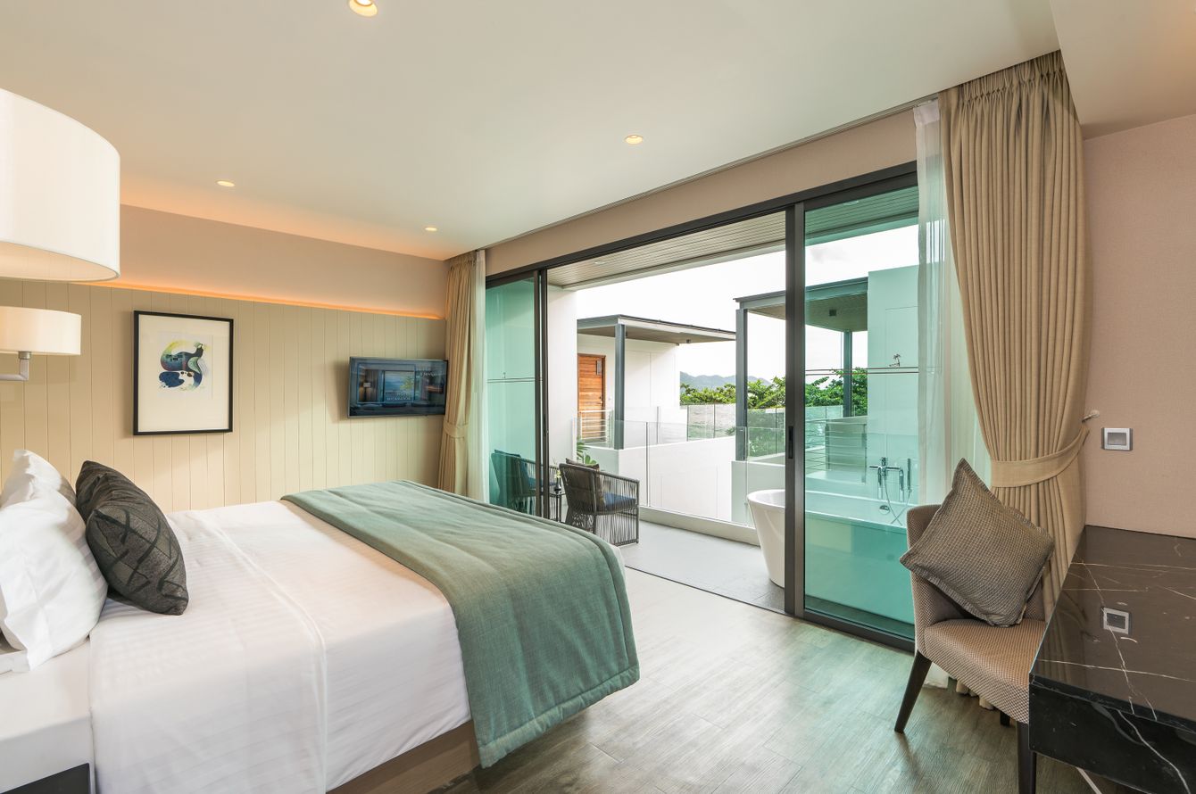 Doppelzimmer Deluxe mit Poolsicht