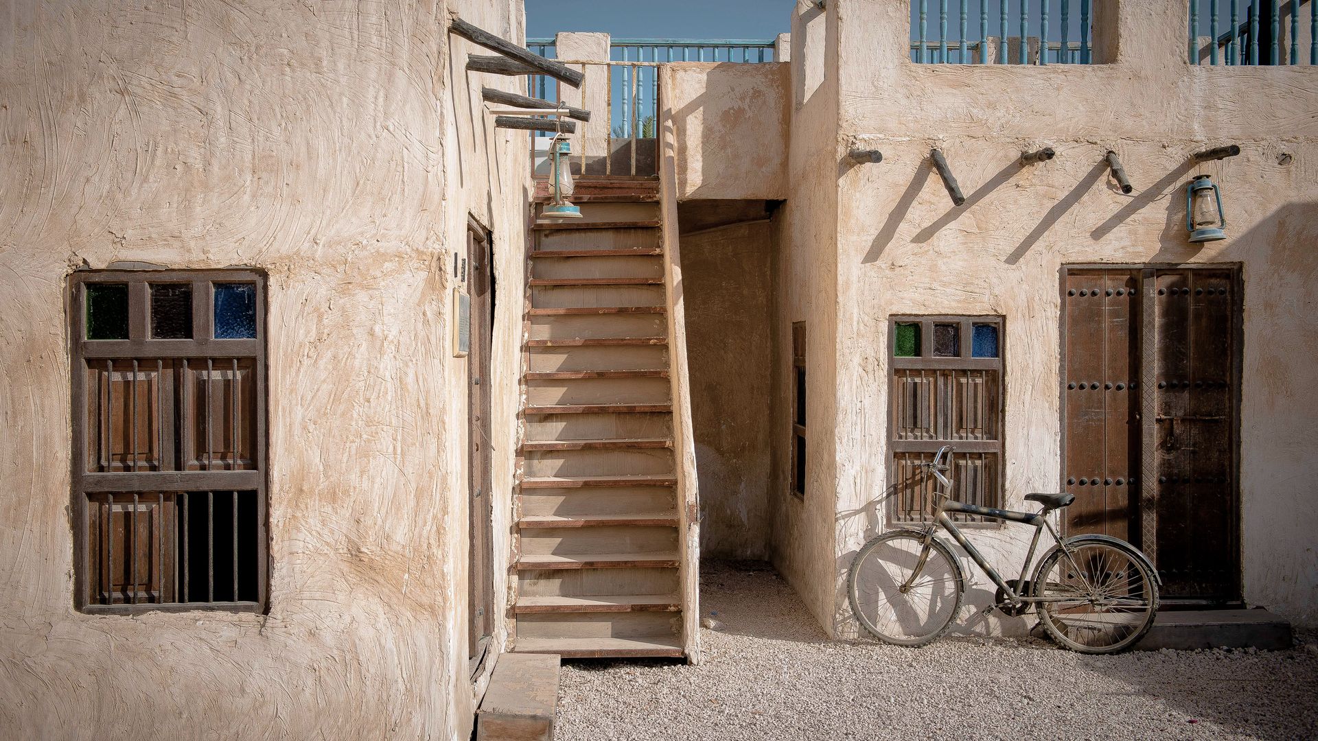 Lehmfassaden in der Cultural Village in Doha