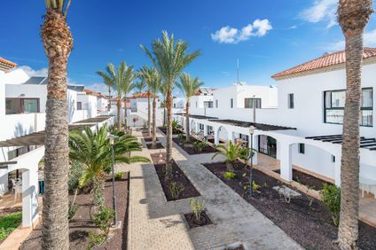 Broncemar Beach Suites