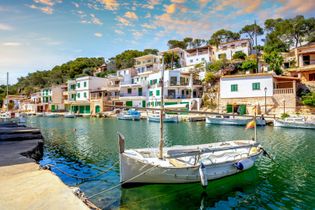 Hafen von Cala Figuera