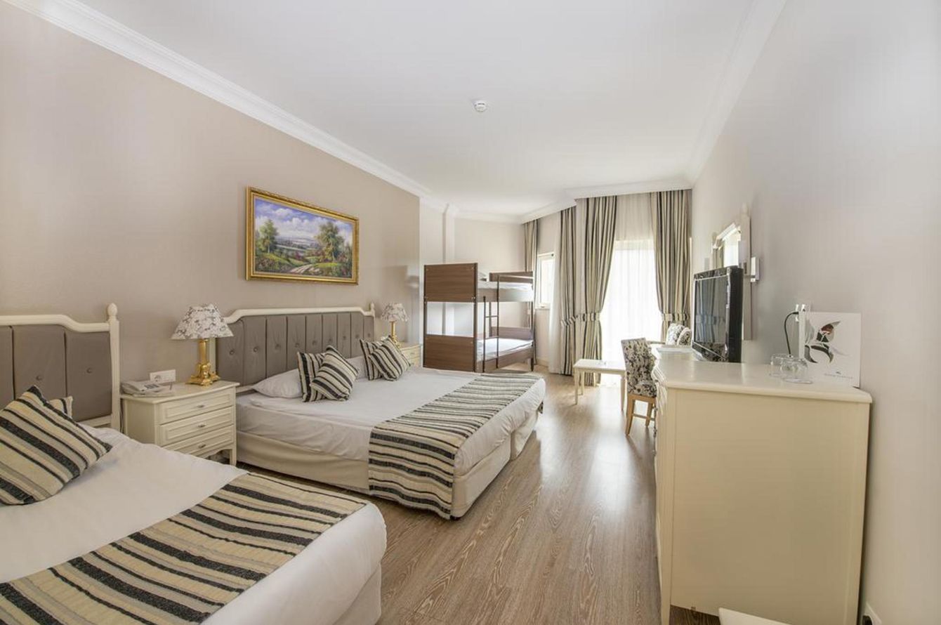 Doppelzimmer mit Kajütenbett